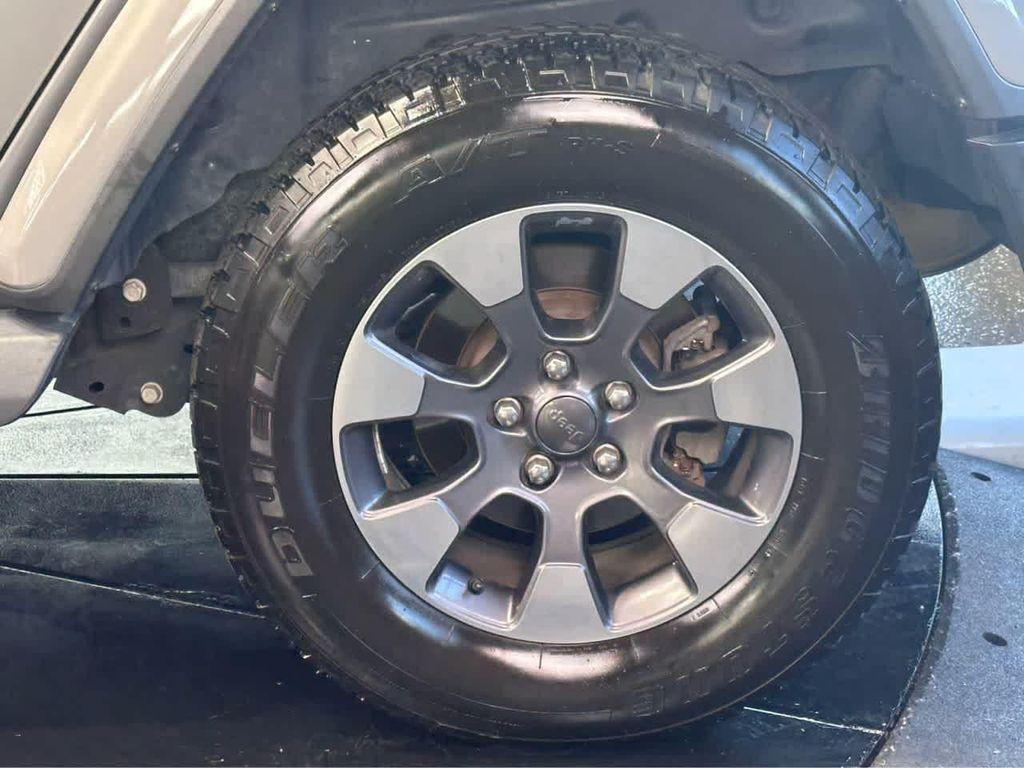 used 2019 Jeep Wrangler Unlimited car, priced at $26,900