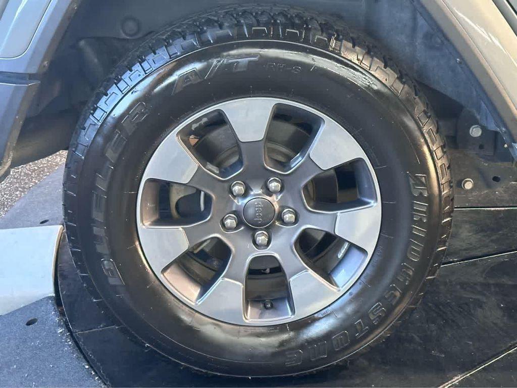 used 2019 Jeep Wrangler Unlimited car, priced at $26,900