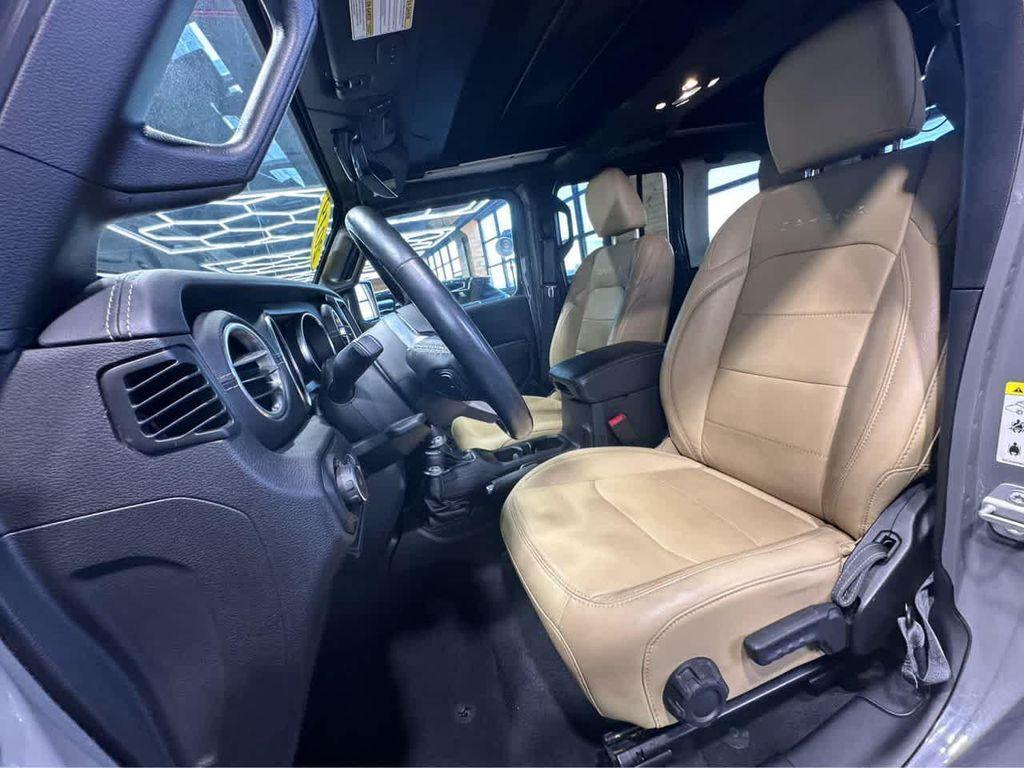 used 2019 Jeep Wrangler Unlimited car, priced at $26,900