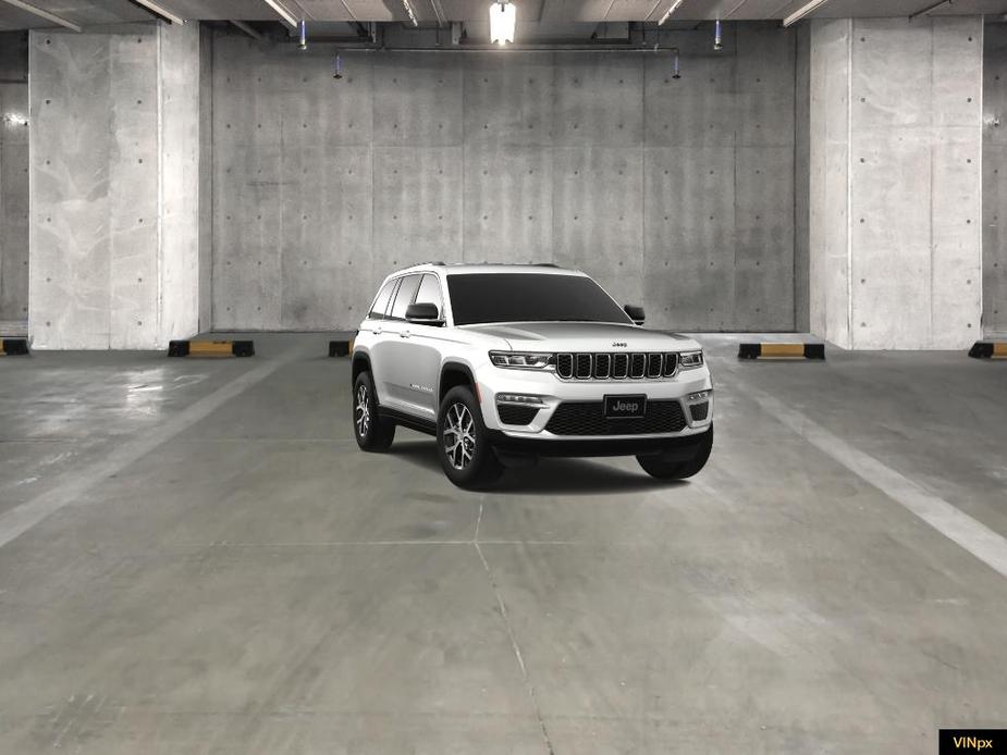 new 2025 Jeep Grand Cherokee car, priced at $47,015