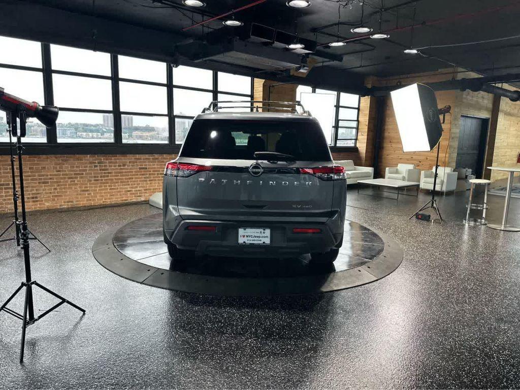 used 2022 Nissan Pathfinder car, priced at $27,900