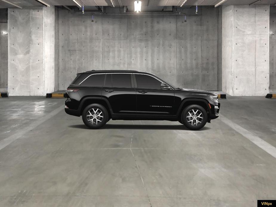 new 2025 Jeep Grand Cherokee car, priced at $47,610