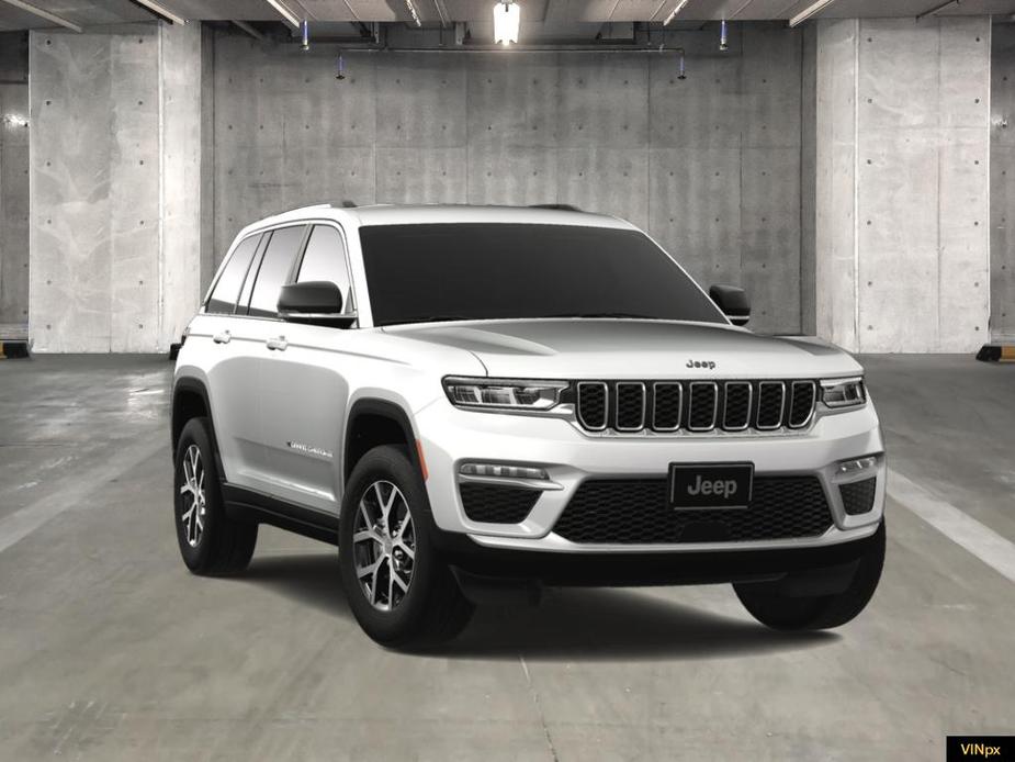 new 2025 Jeep Grand Cherokee car, priced at $47,015