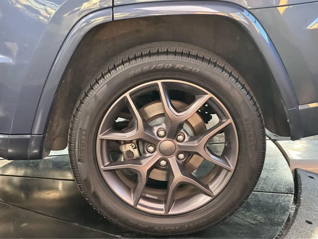 used 2021 Jeep Grand Cherokee car, priced at $27,900