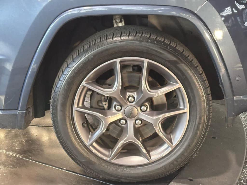 used 2021 Jeep Grand Cherokee car, priced at $27,900