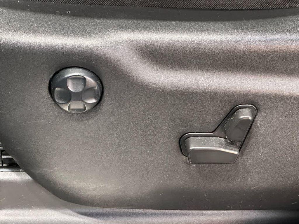 used 2021 Jeep Grand Cherokee car, priced at $27,900