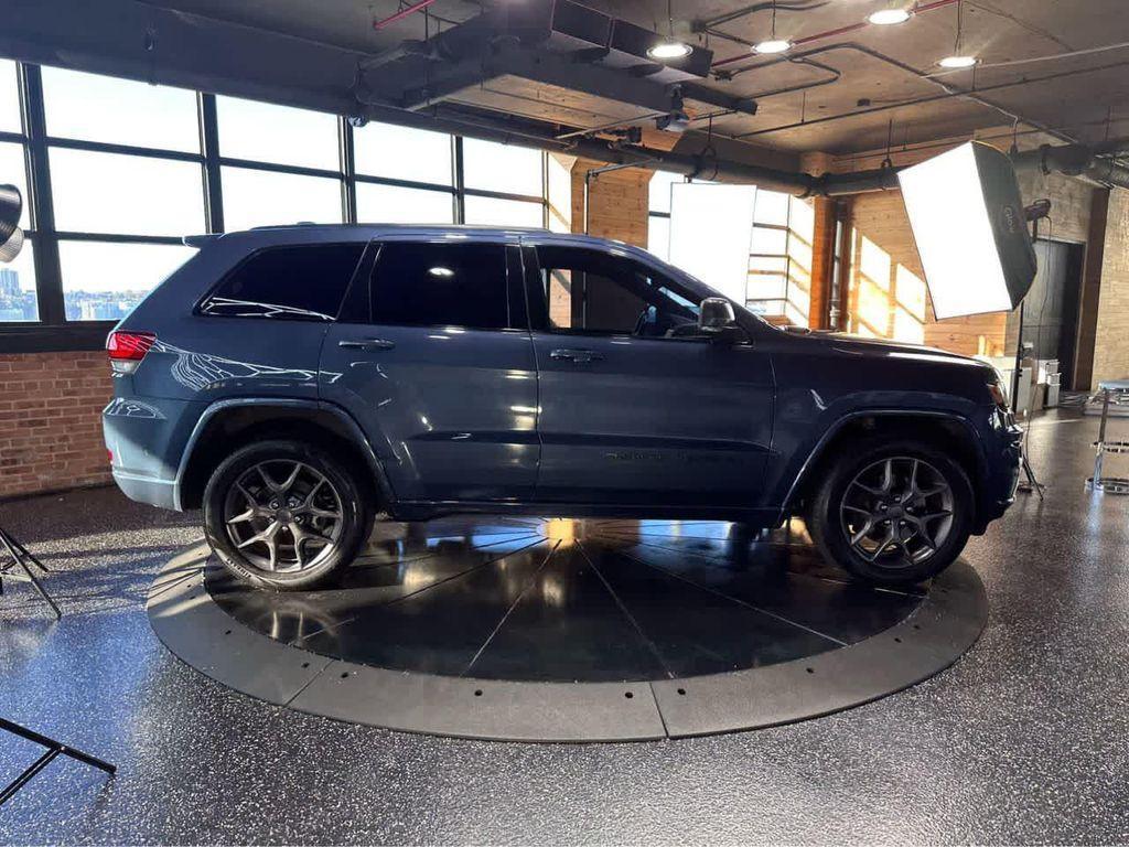 used 2021 Jeep Grand Cherokee car, priced at $27,900