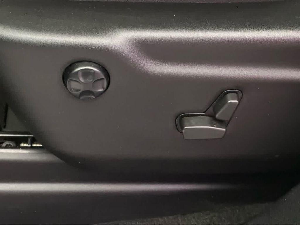 used 2021 Jeep Grand Cherokee car, priced at $23,900