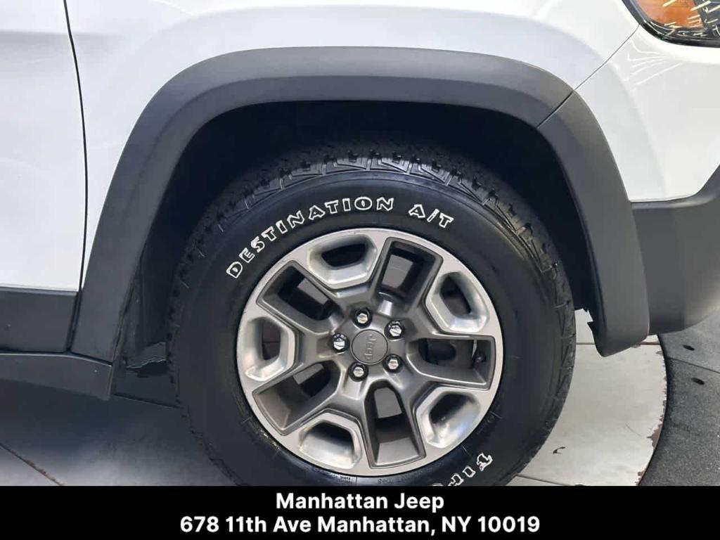 used 2019 Jeep Cherokee car, priced at $12,700