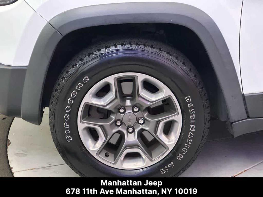 used 2019 Jeep Cherokee car, priced at $12,700