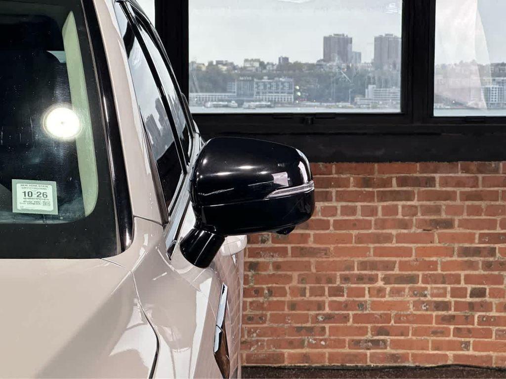 used 2023 Kia Sorento car, priced at $31,800