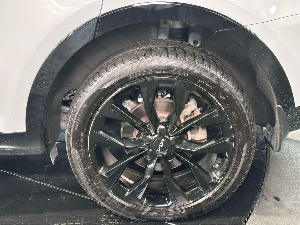 used 2023 Kia Sorento car, priced at $31,800