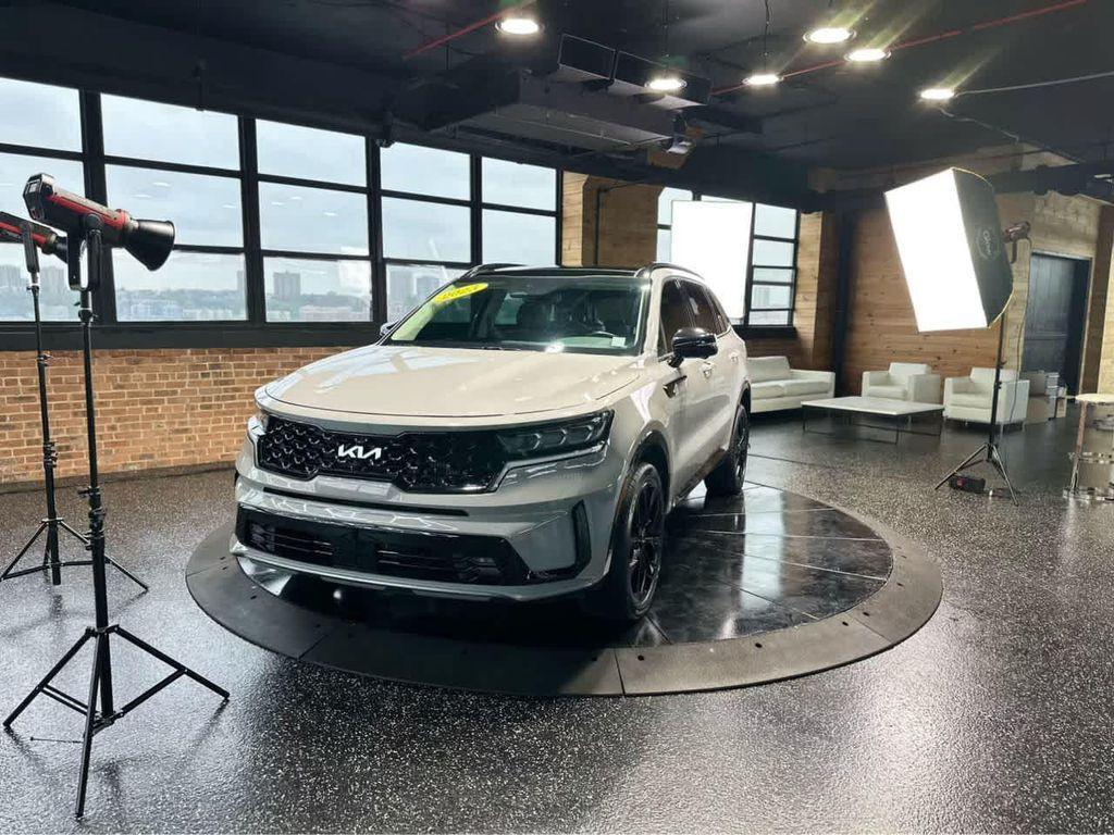used 2023 Kia Sorento car, priced at $31,800