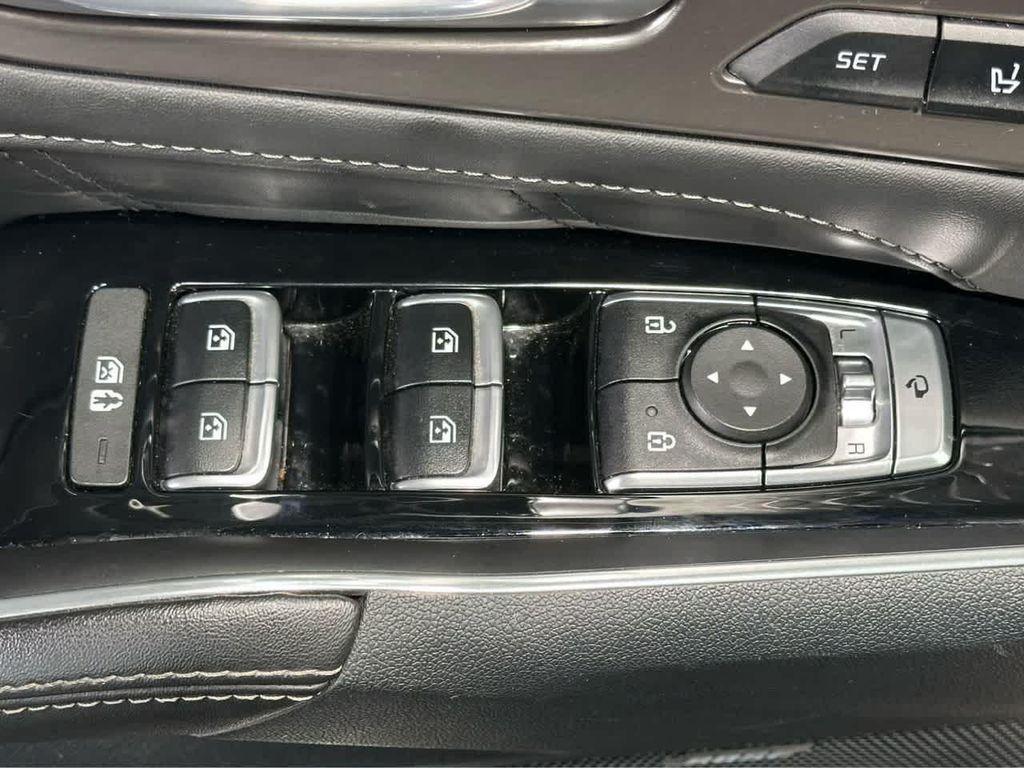 used 2023 Kia Sorento car, priced at $31,800