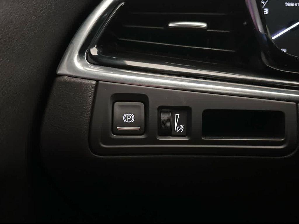 used 2022 Cadillac XT6 car, priced at $34,600