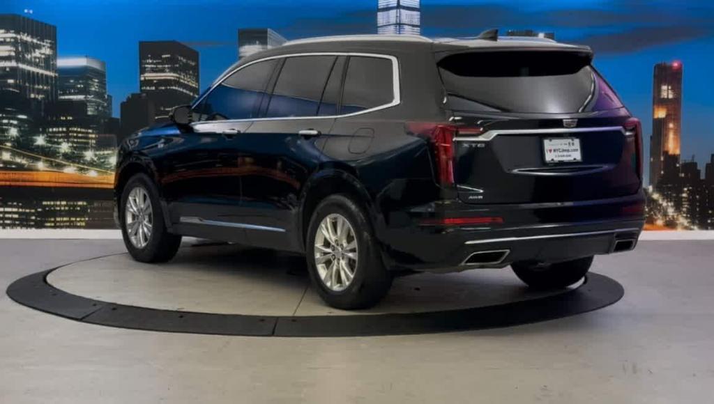 used 2022 Cadillac XT6 car, priced at $34,600