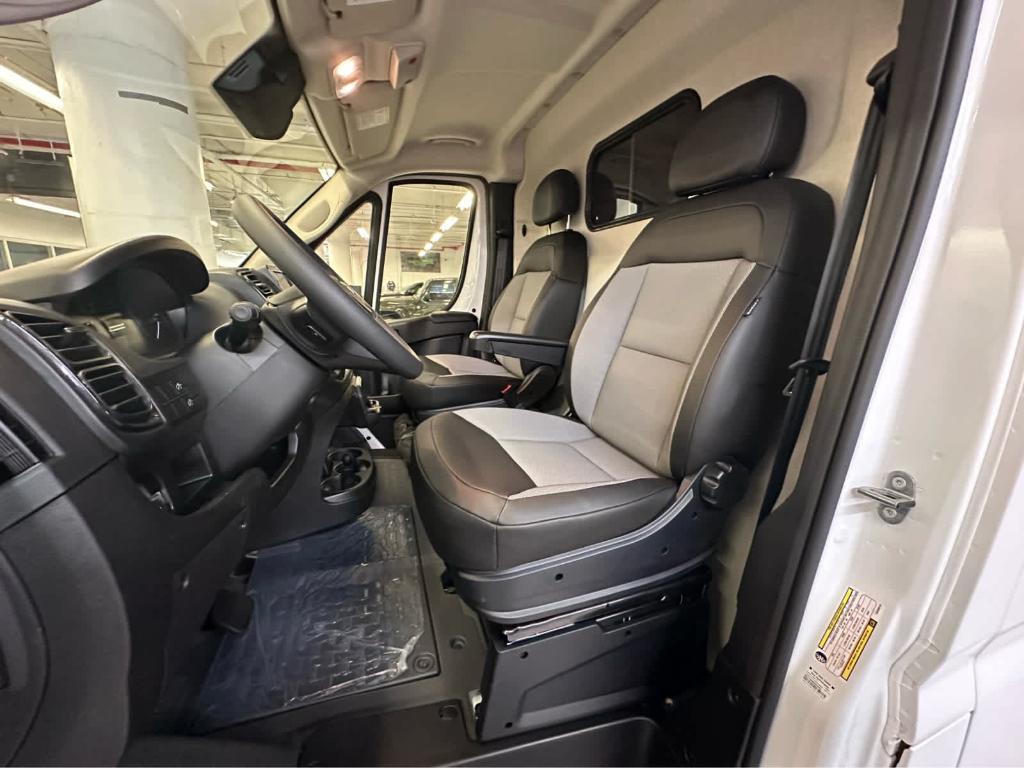 new 2025 Ram ProMaster 2500 car, priced at $51,077