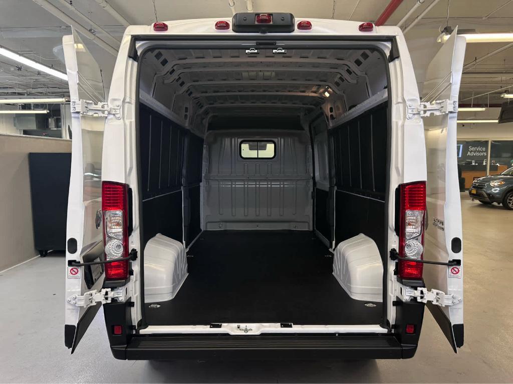 new 2025 Ram ProMaster 2500 car, priced at $51,077