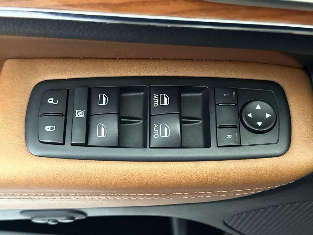 used 2013 Jeep Grand Cherokee car, priced at $10,900