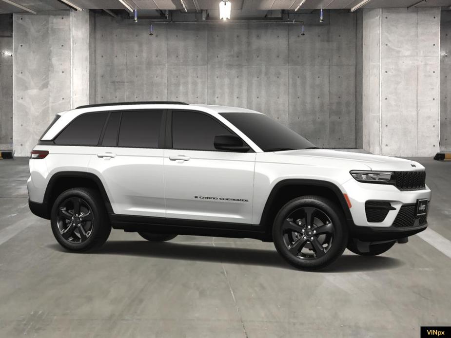 new 2025 Jeep Grand Cherokee car, priced at $45,380