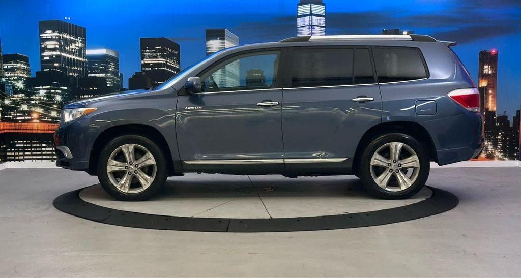 used 2012 Toyota Highlander car, priced at $12,500