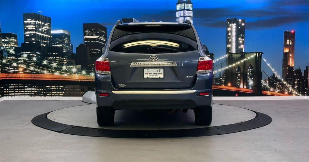 used 2012 Toyota Highlander car, priced at $12,500