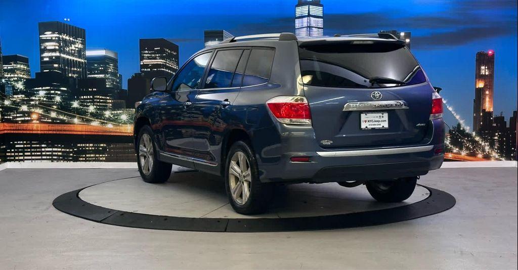 used 2012 Toyota Highlander car, priced at $12,500