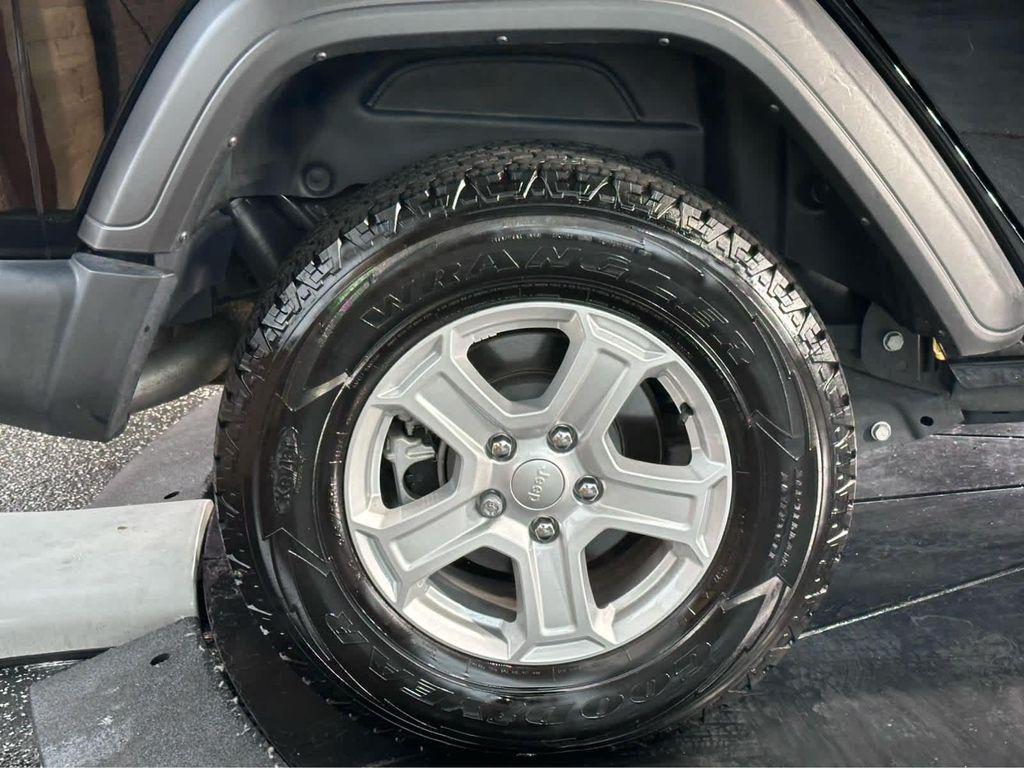 used 2022 Jeep Wrangler Unlimited car, priced at $30,900