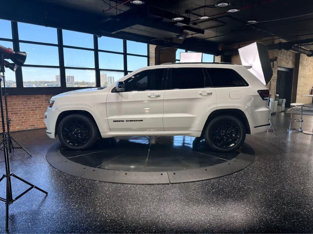 used 2021 Jeep Grand Cherokee car, priced at $29,500