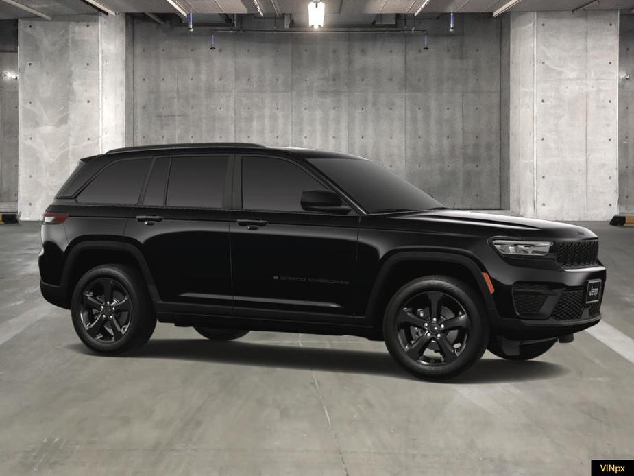 new 2025 Jeep Grand Cherokee car, priced at $45,975