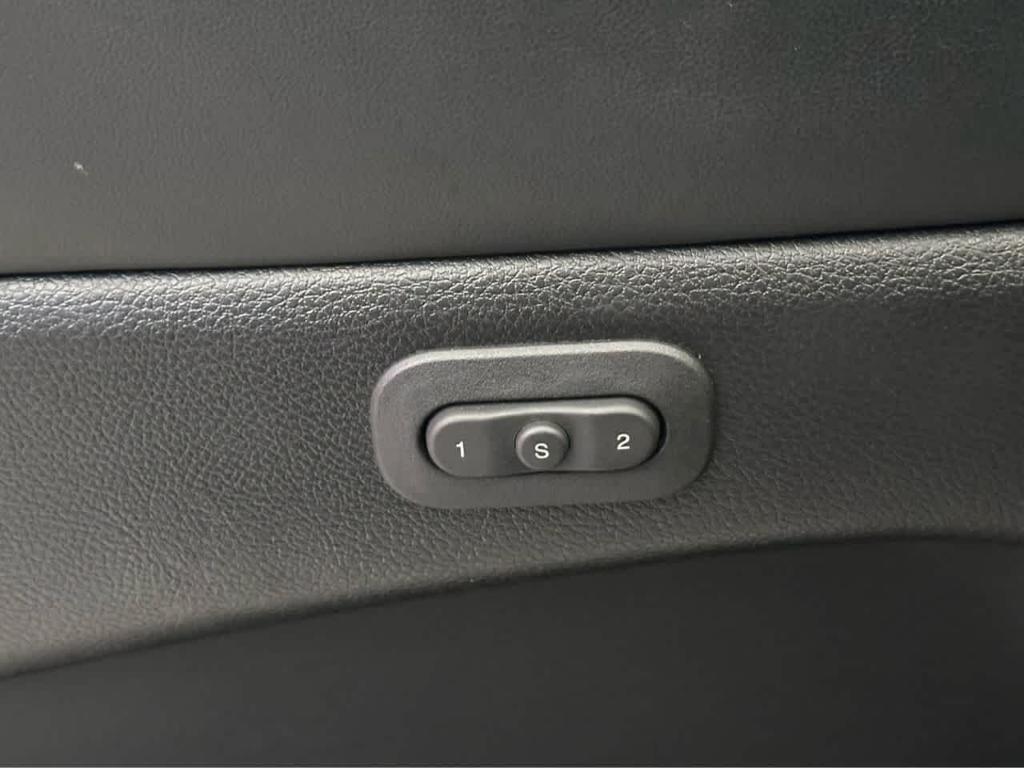 used 2022 Jeep Grand Cherokee WK car, priced at $28,400