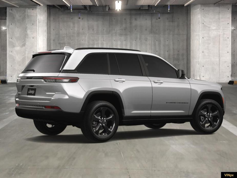 new 2025 Jeep Grand Cherokee car, priced at $45,975