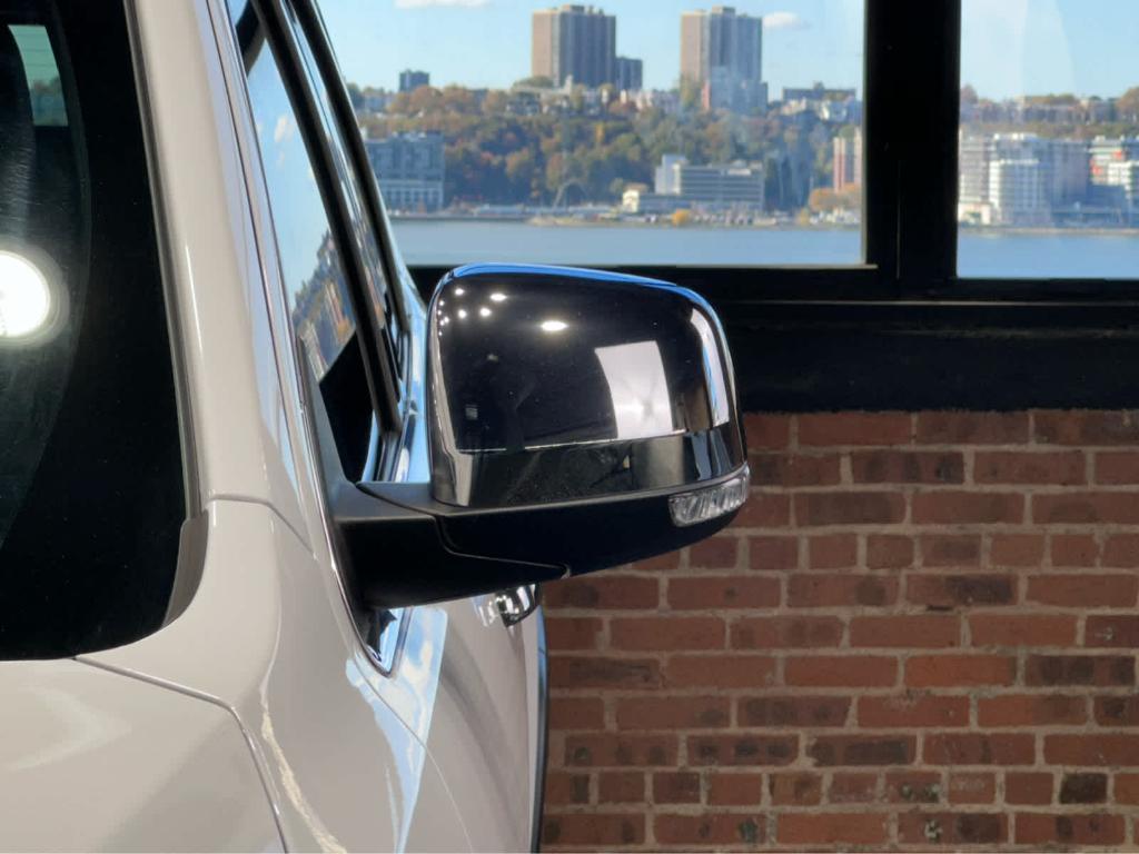 used 2019 Jeep Grand Cherokee car, priced at $19,500