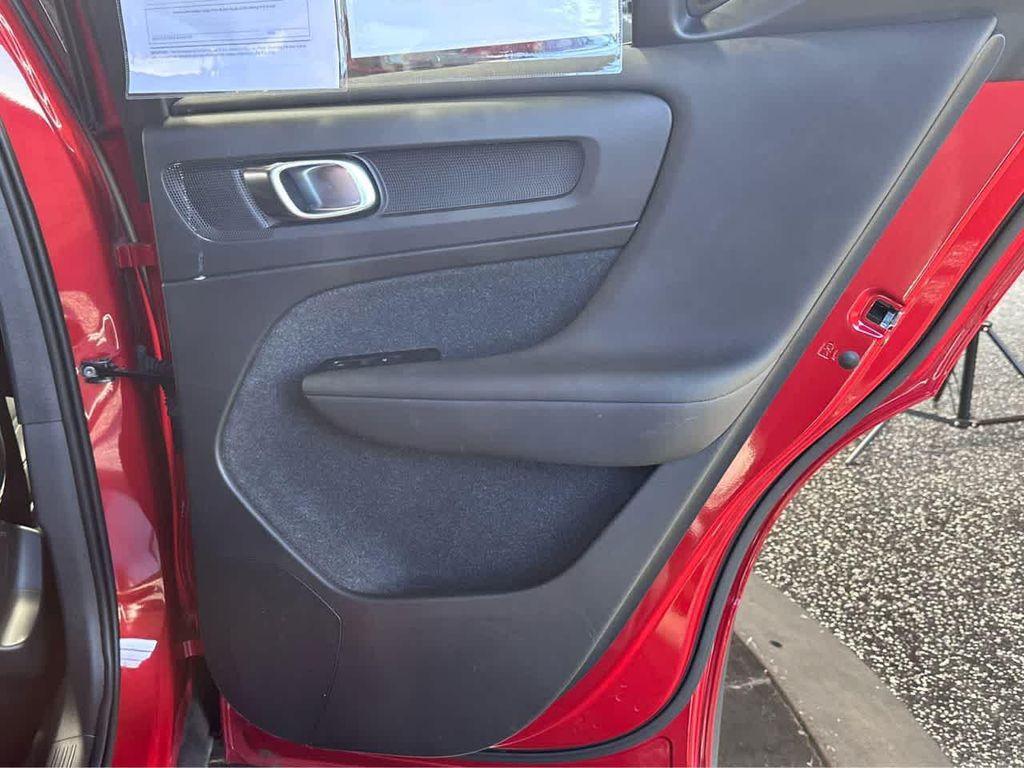 used 2022 Volvo XC40 Recharge Pure Electric car, priced at $25,900