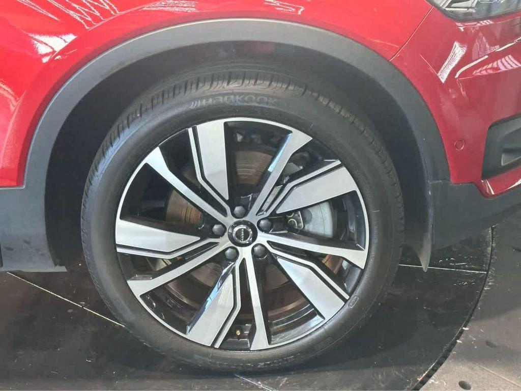 used 2022 Volvo XC40 Recharge Pure Electric car, priced at $25,900