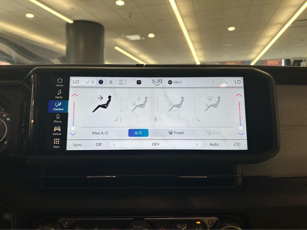 new 2025 Jeep Wrangler car, priced at $48,835