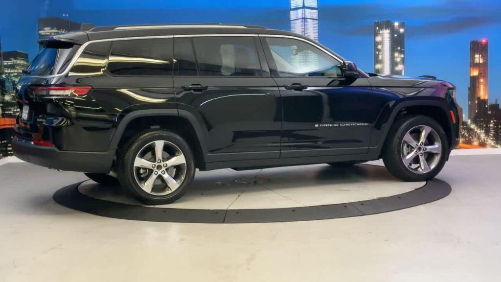 used 2022 Jeep Grand Cherokee L car, priced at $34,900