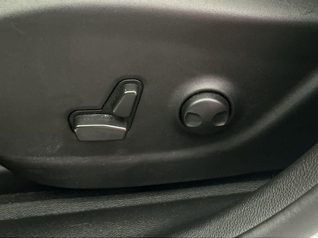 used 2022 Jeep Cherokee car, priced at $26,800