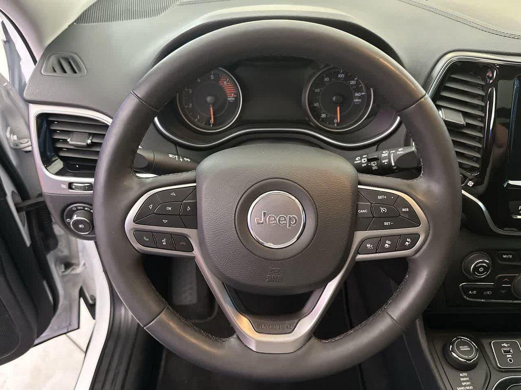 used 2022 Jeep Cherokee car, priced at $26,800