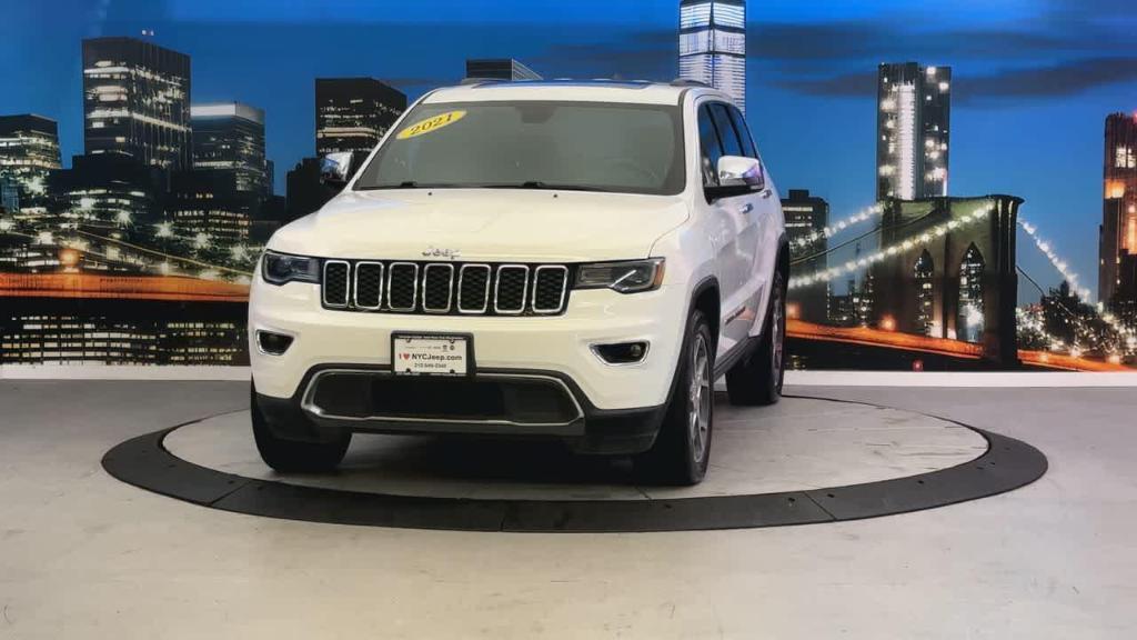 used 2021 Jeep Grand Cherokee car, priced at $29,900