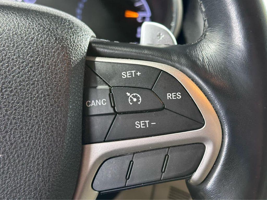 used 2015 Jeep Grand Cherokee car, priced at $13,900