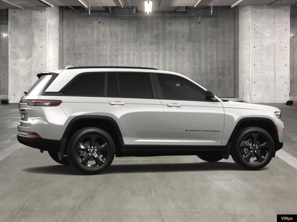 new 2025 Jeep Grand Cherokee car, priced at $44,185