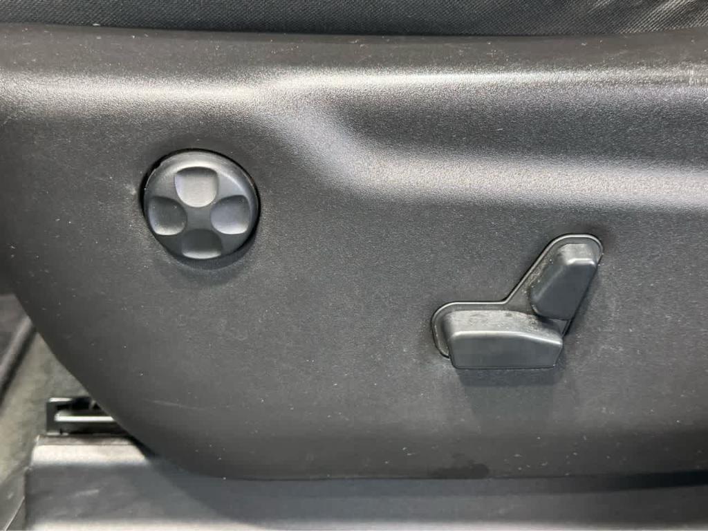 used 2014 Jeep Grand Cherokee car, priced at $8,900