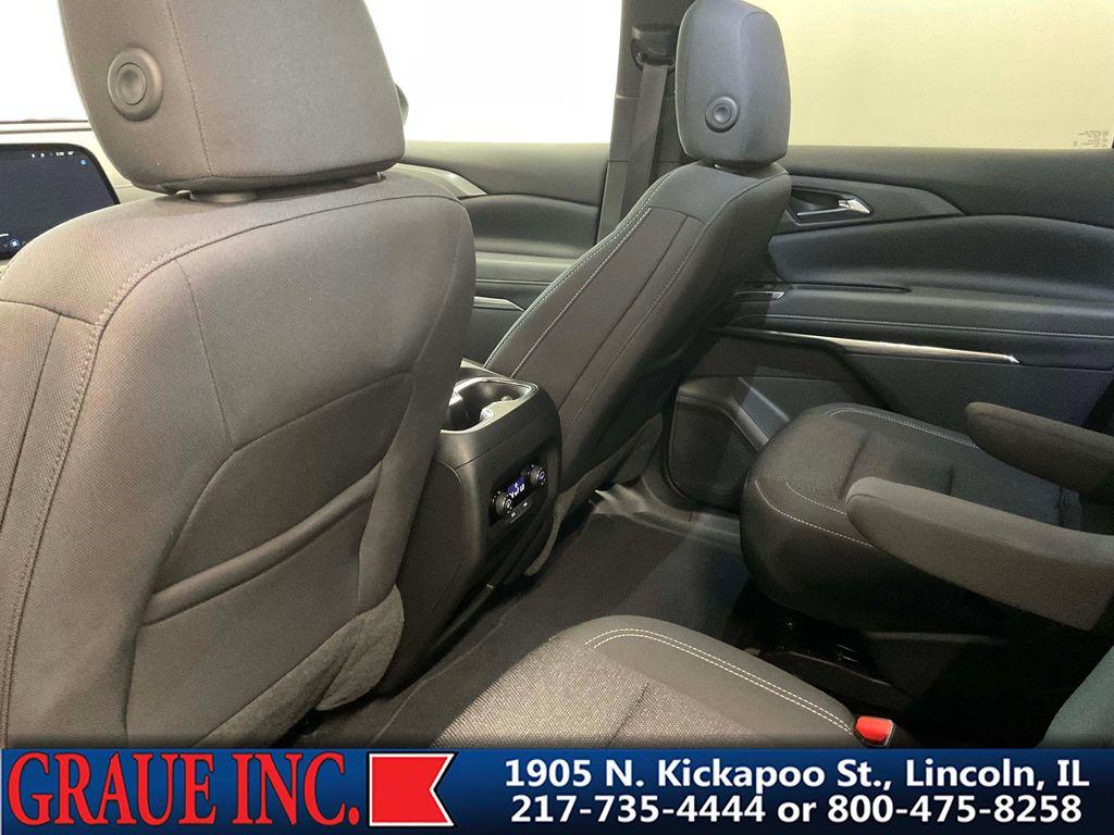 used 2025 Chevrolet Traverse car, priced at $41,035