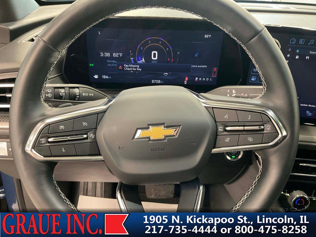 used 2025 Chevrolet Traverse car, priced at $41,035