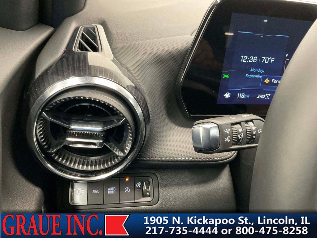 used 2025 Chevrolet Equinox car, priced at $31,786