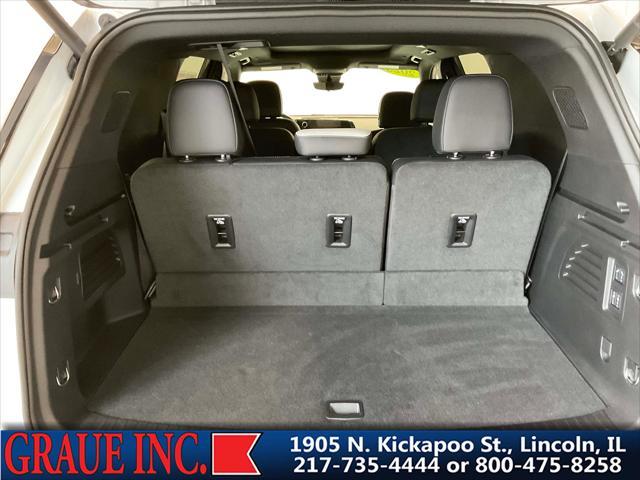 used 2025 Chevrolet Traverse car, priced at $59,490