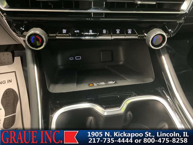 used 2025 Chevrolet Traverse car, priced at $59,490