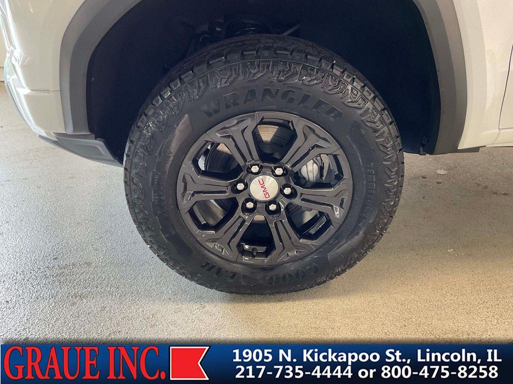 used 2024 GMC Canyon car, priced at $40,355