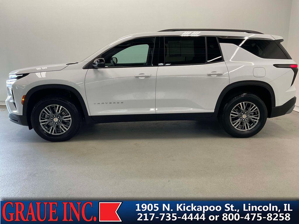 used 2025 Chevrolet Traverse car, priced at $37,897